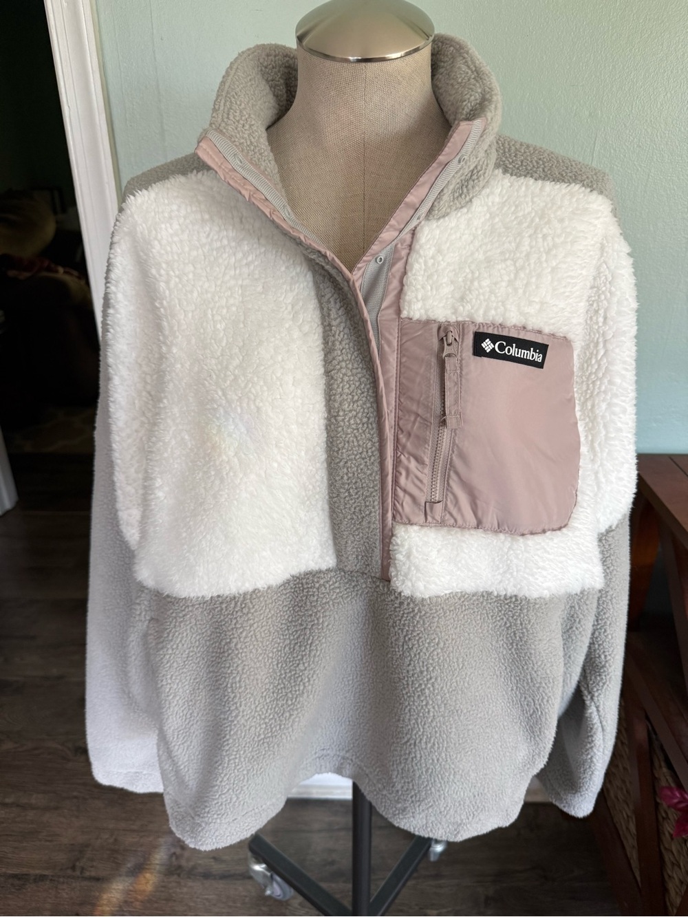 Columbia Women’s Lodge Sherpa Teddy Pullover White Grey Colorblock Size XXL